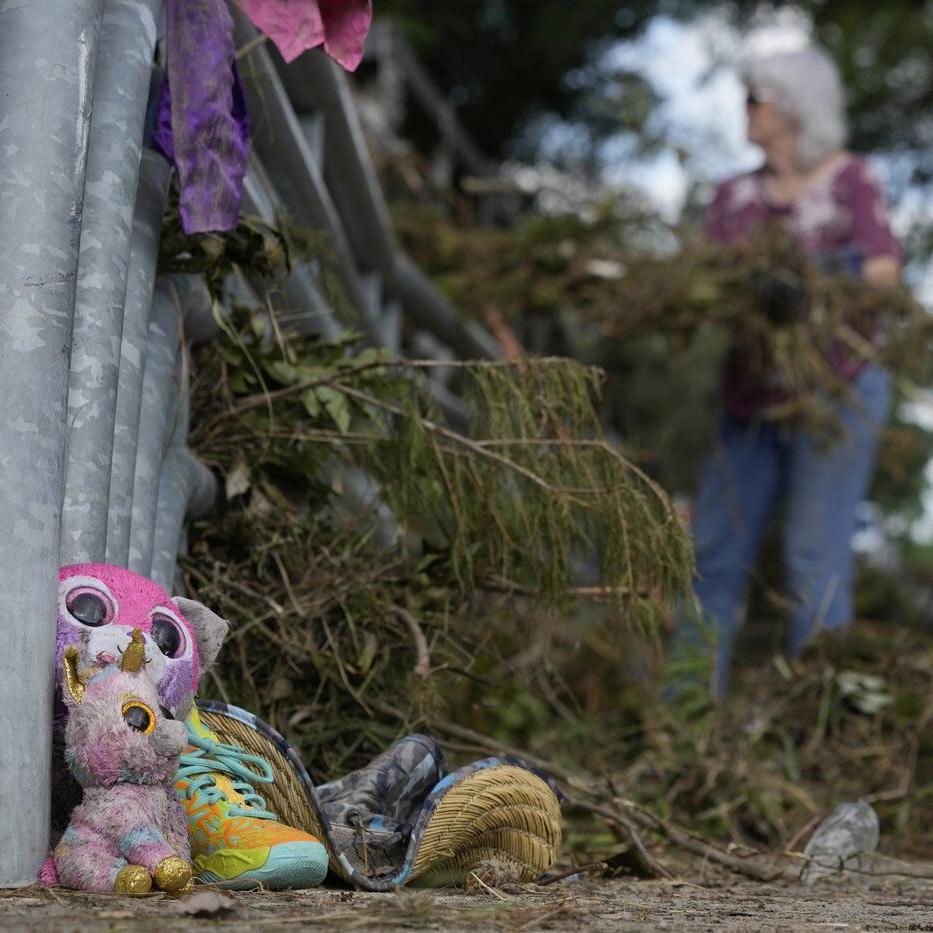 Timeline raises questions over how Texas officials handled warnings before the deadly July 4 flood